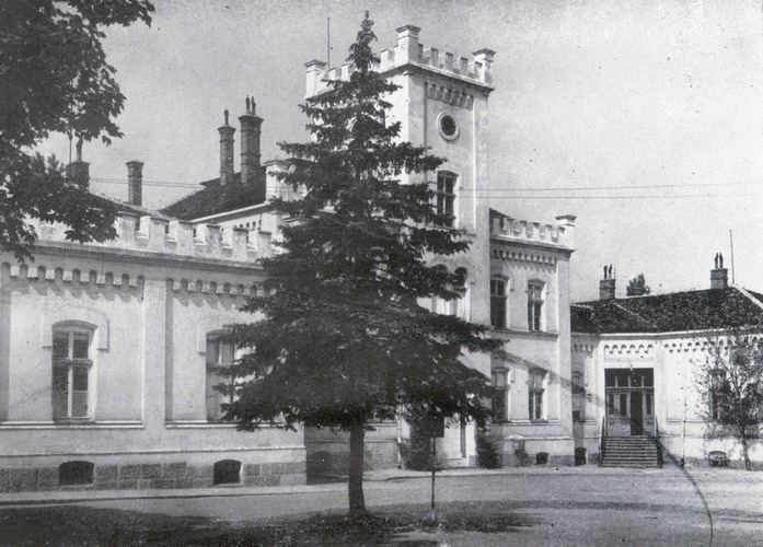 Управна зграда Главне војне болнице (касније Војномедицинске академије) на Врачару